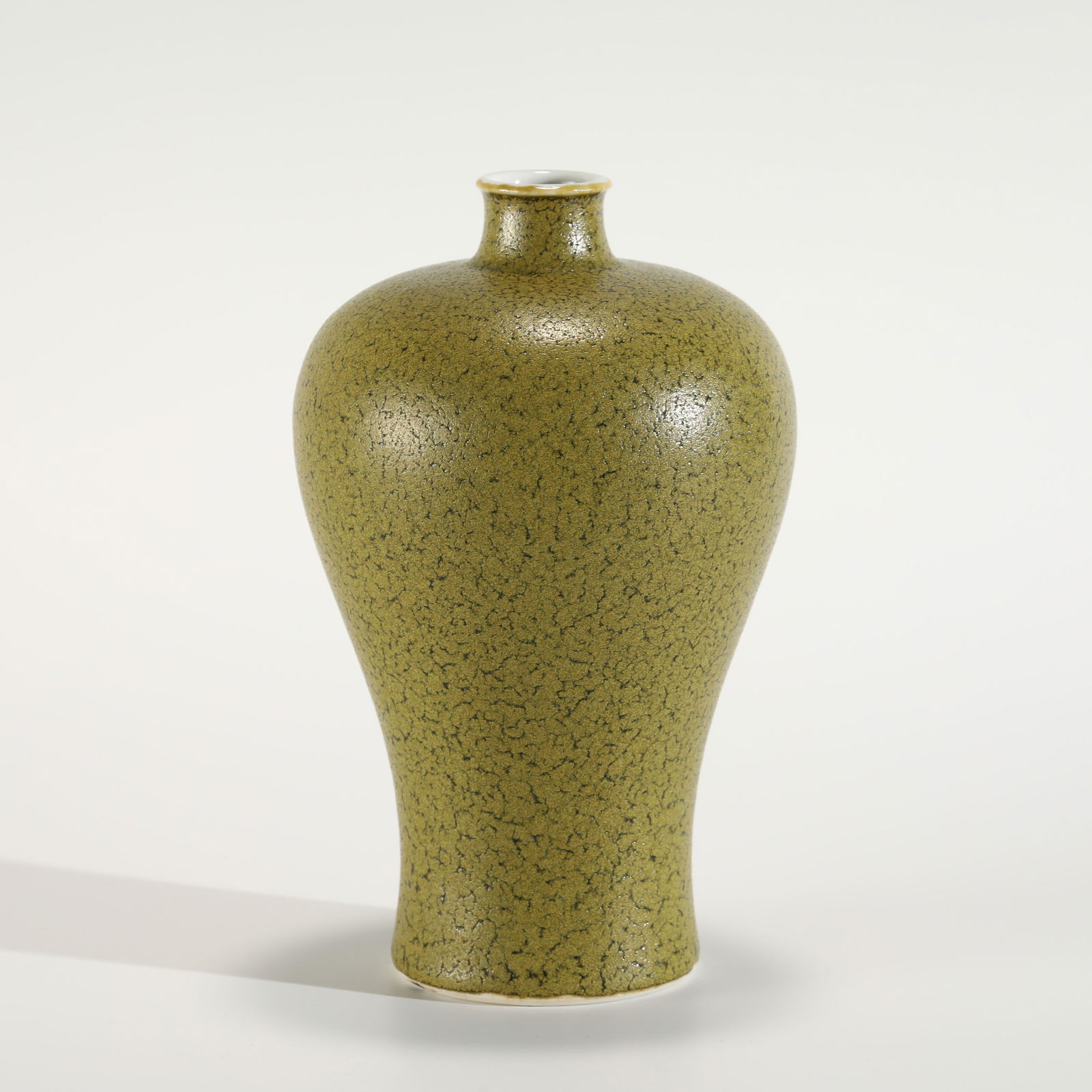 QING QIANLONG TEA DUST GLAZEDPLUM VASE (1 of 9)