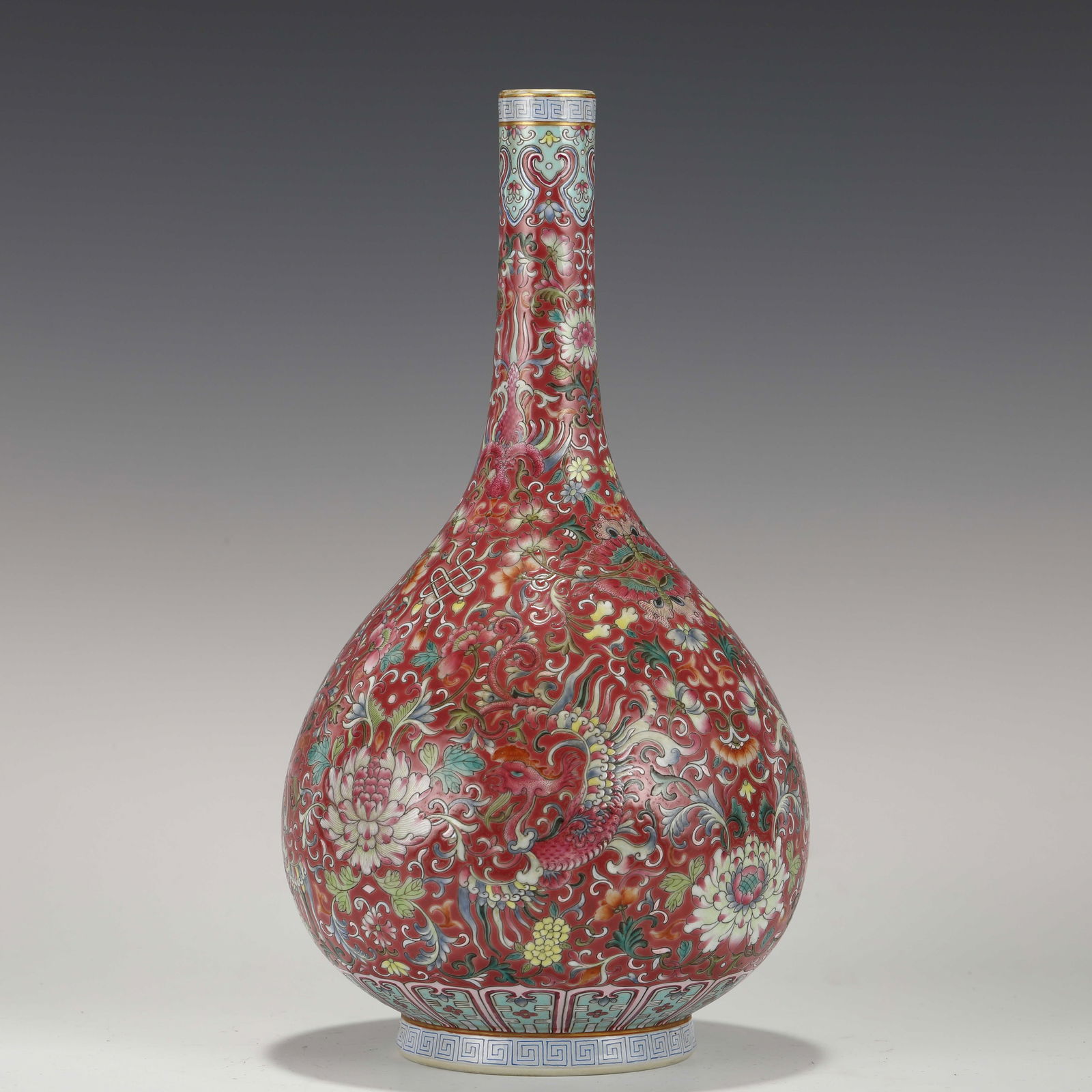YONGZHENG FAMILLE ROSE PORCELAIN BOTTLE (1 of 9)