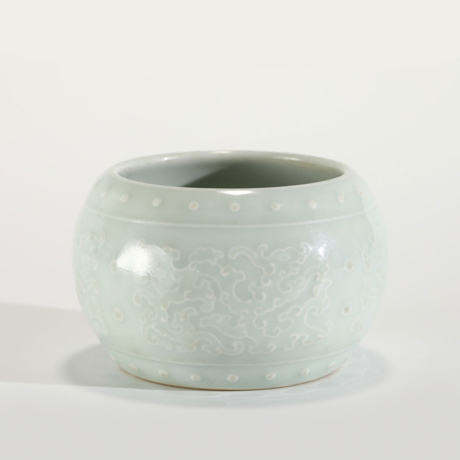 QING QIANLONG DOUQING GLAZE WATER POT (1 of 7)