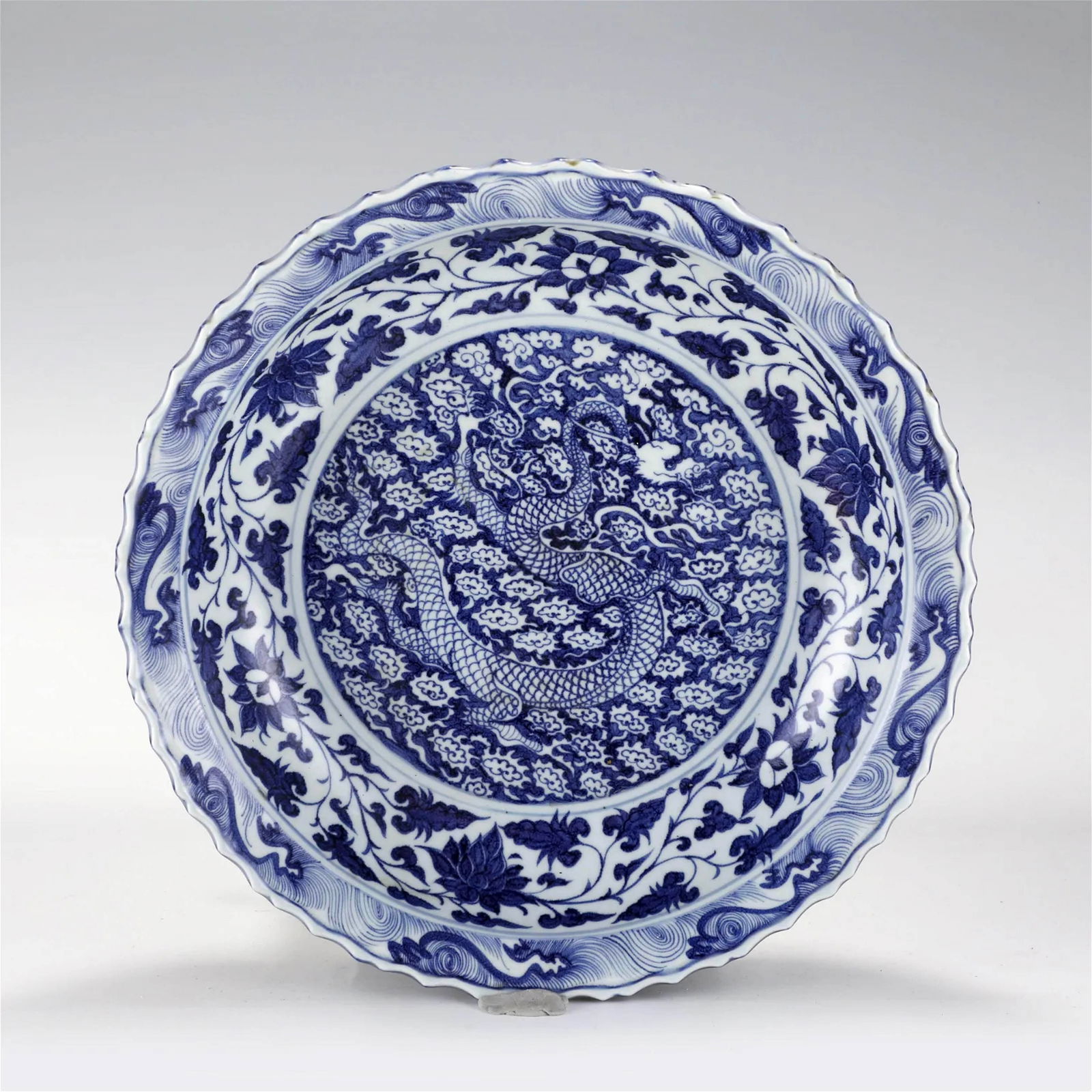 MING WITH BLUE & WHITE DRAGON PLATE (1 of 7)