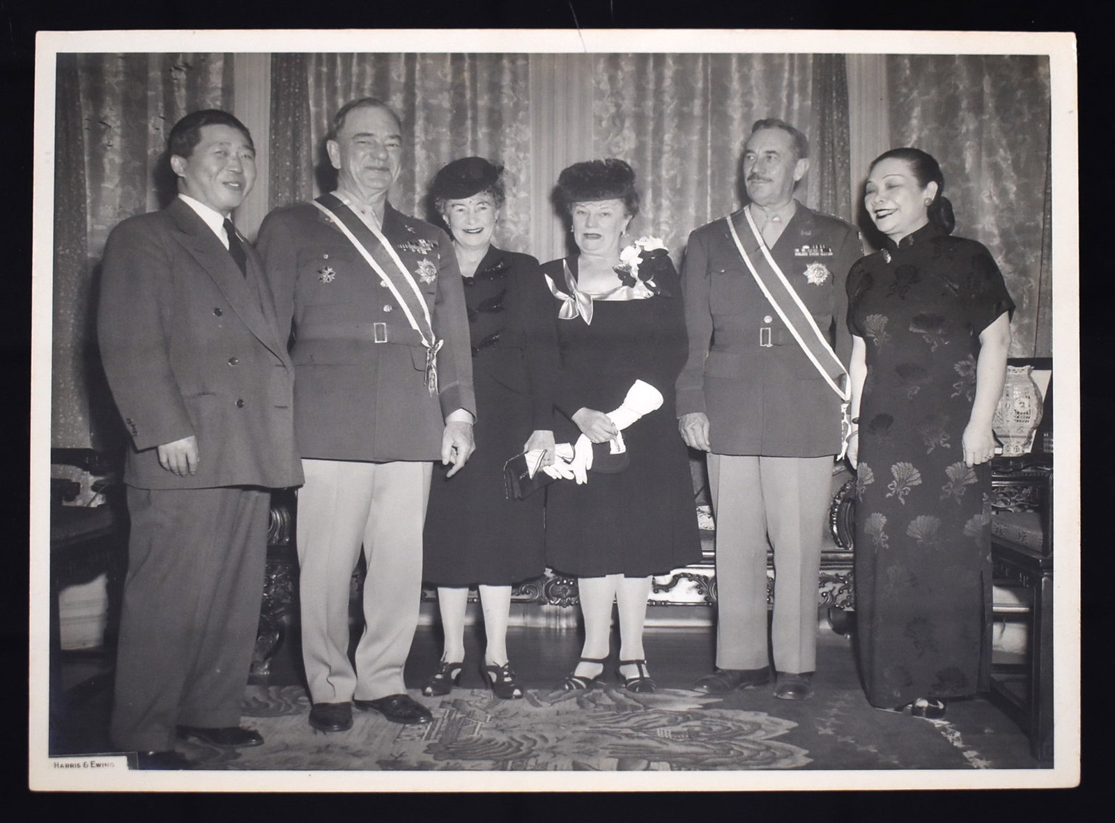 HISTORICAL DIPLOMATIC PHOTOGRAPH ARCHIVE (1 of 2)