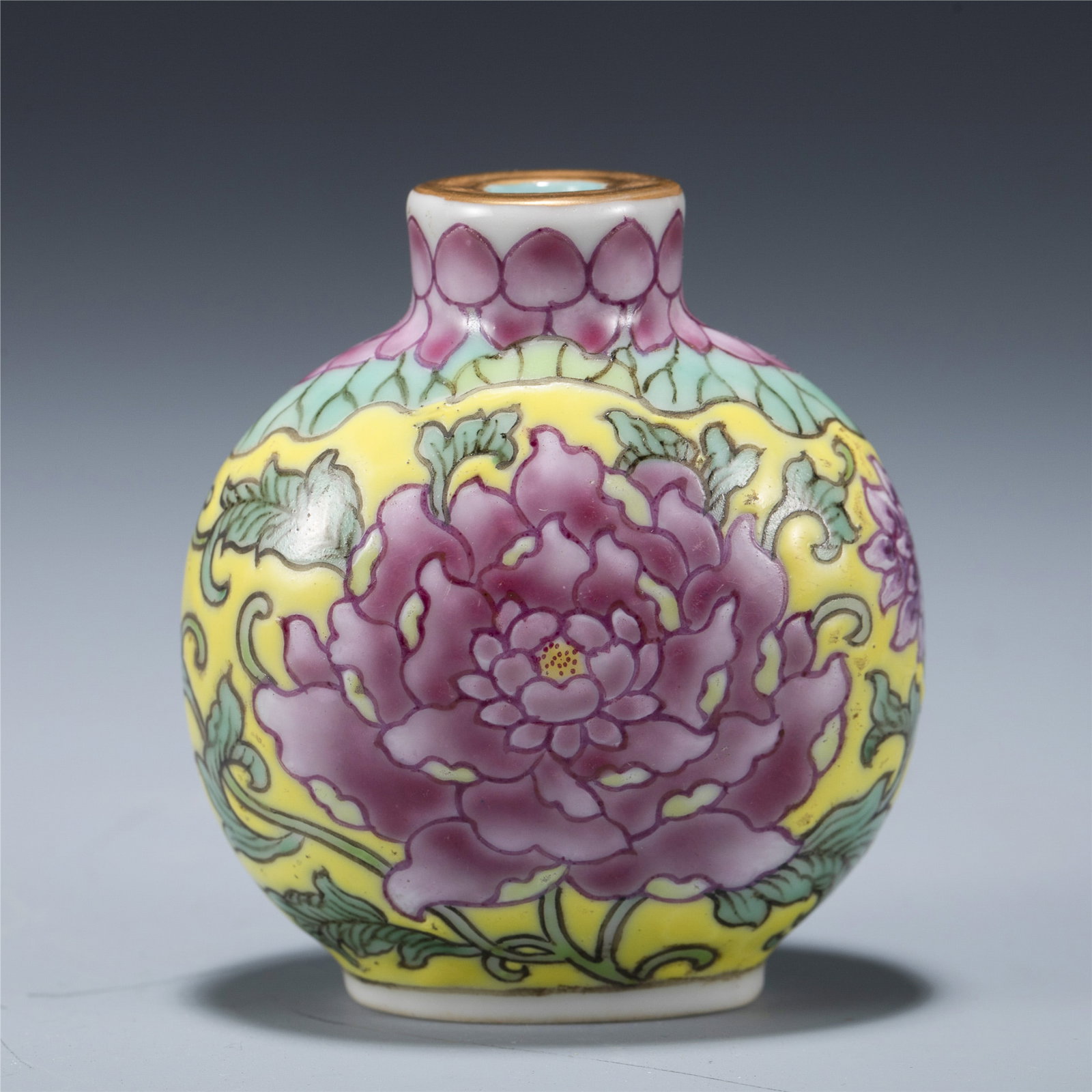 QING FAMILLE ROSE LOTUS SNUFF BOTTLE: Dimensions: Length: 5 cm, Width: 3.3 cm, Height: 5.8 cm Chinese Qing Dynasty Qianlong Famille Rose Lotus Porcelain Snuff Bottle. Potted in snuff bottle, sturdily in bulbous lower body, thick potted, d