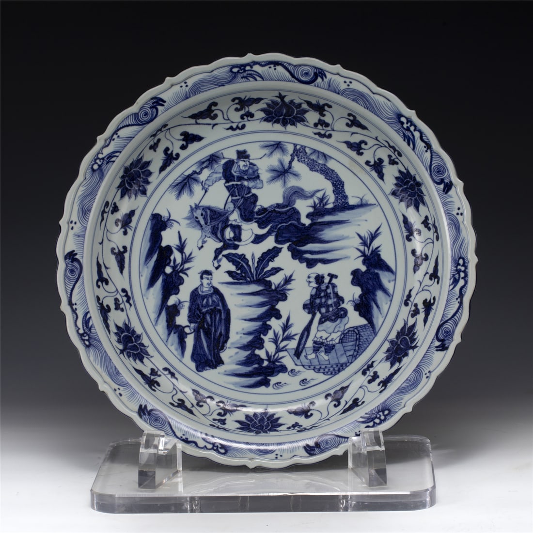 YUAN BLUE & WHITE FIRURAL PLATE (1 of 9)