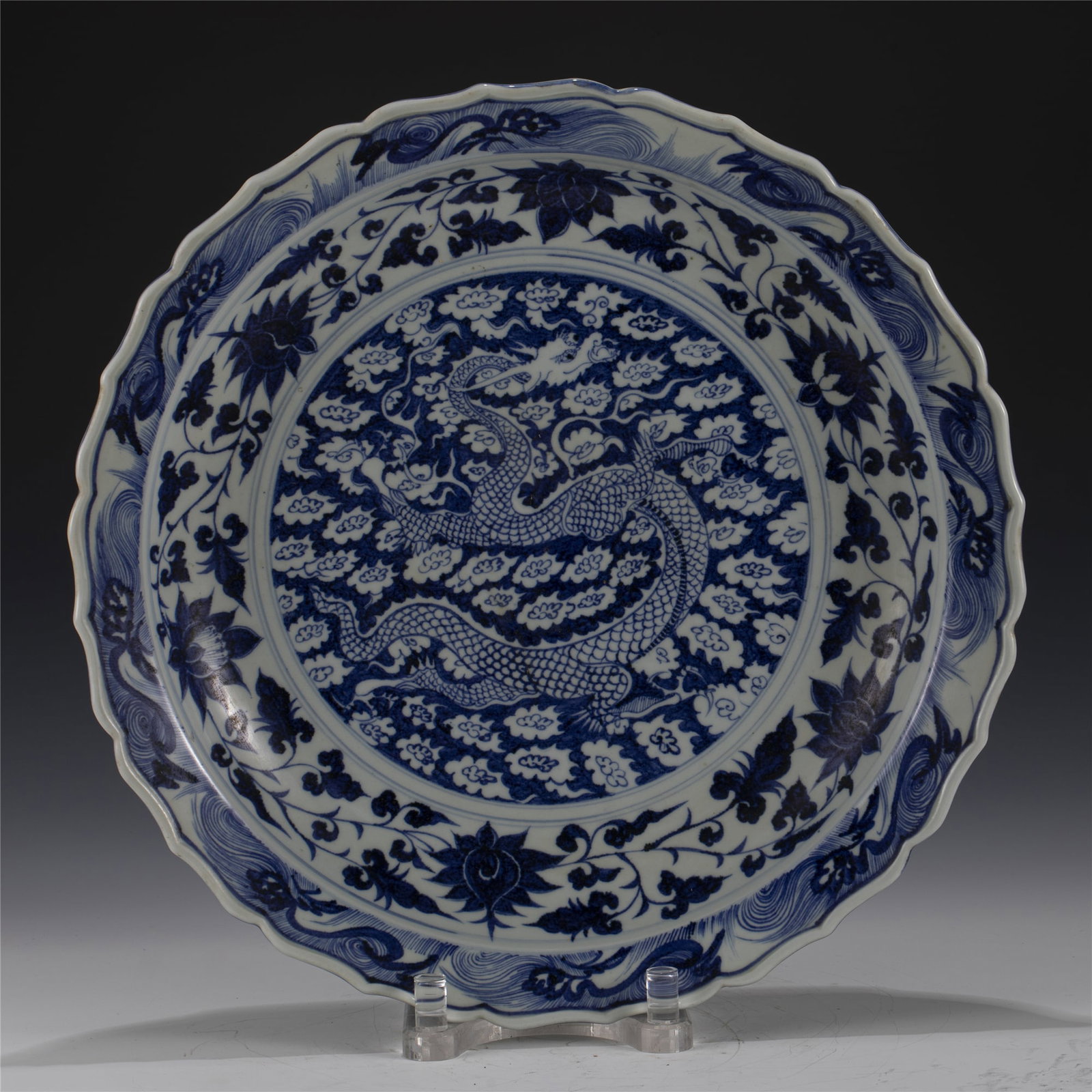 YUAN BLUE & WHITE DRAGON WRAPPED FLORAL CHARGER (1 of 11)