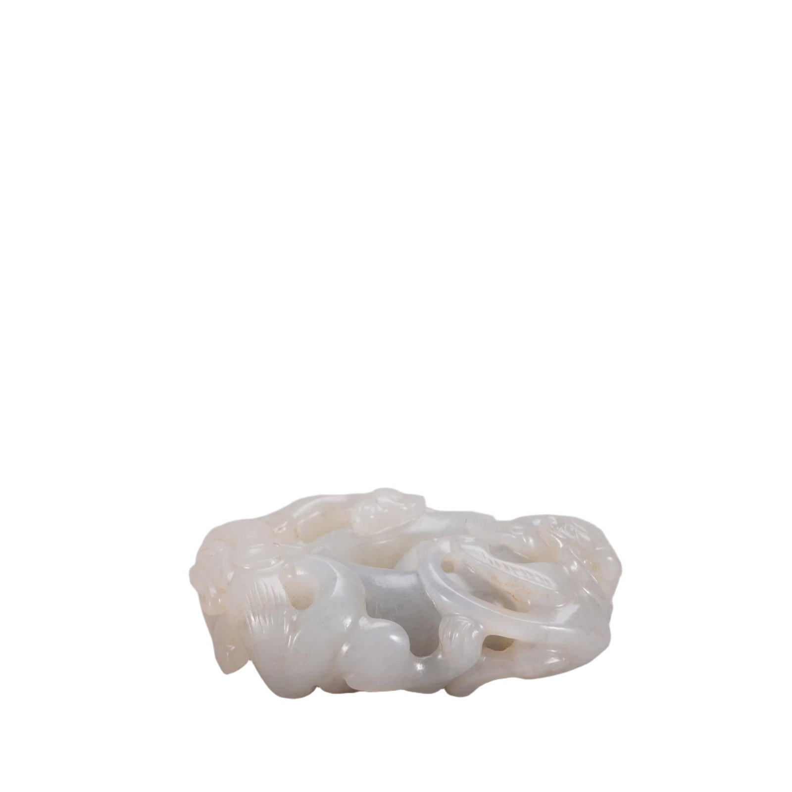 A CHINESE WHITE HETIAN JADE CHILONG PENDANT (1 of 5)