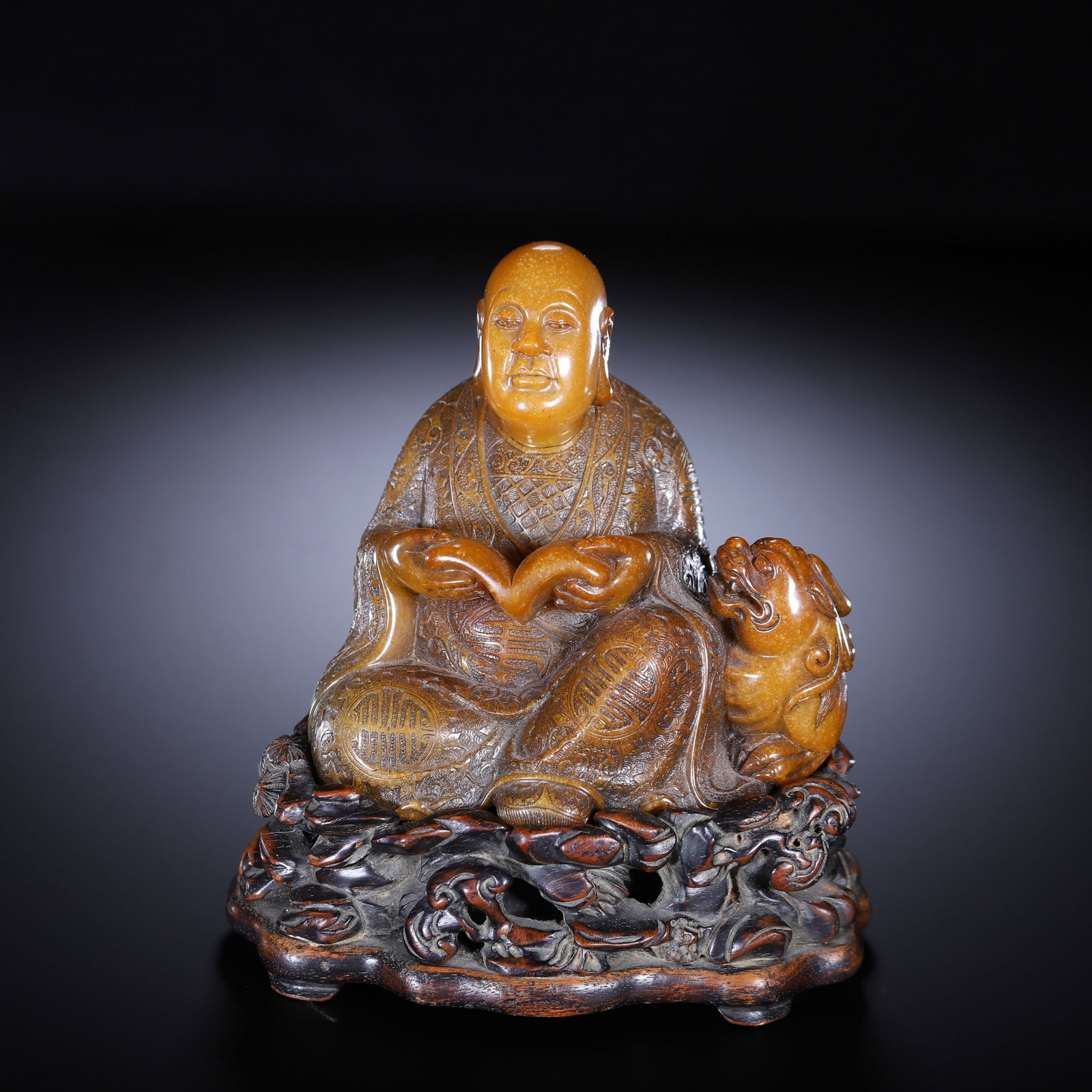 A CHINESE TIANHUANG STONE FIGURAL CARVING (1 of 8)