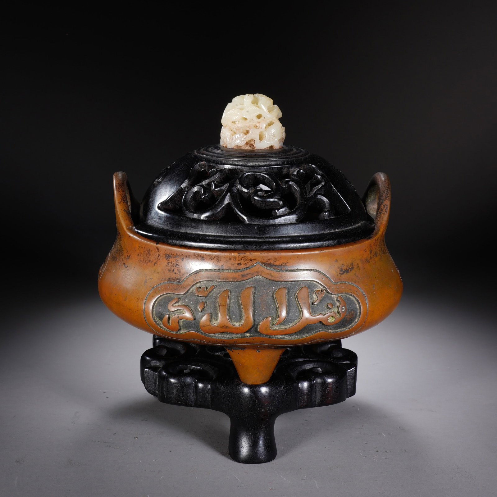 A CHINESE TRIPOD BRONZE CENSER (1 of 9)