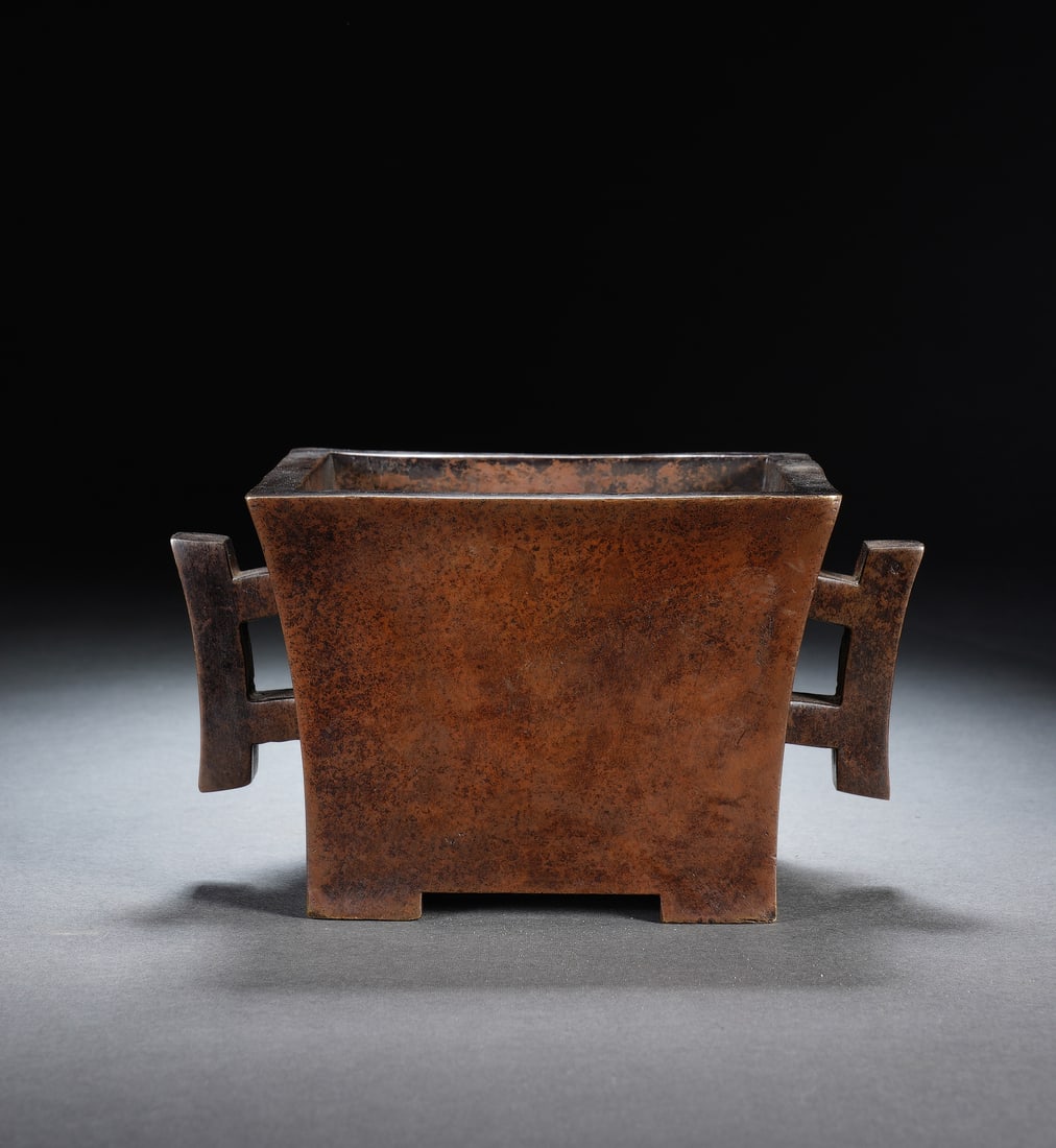 A CHINESE SQUARE BRONZE CENSER (1 of 8)