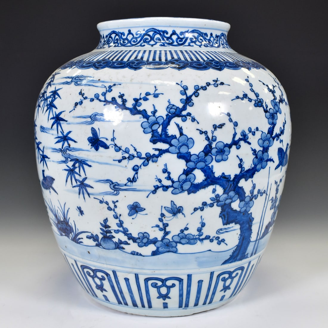 BLUE & WHITE 3 FRIENDS MOTIF PORCELAIN JAR: Dimensions: 15"H x 12"W Chinese Ming Dynasty Blue and White Three firend in the winter Motif Porcelain Jar. The underside unglazed, revealed the pale-creme ground revealed and dark greyish brown spott