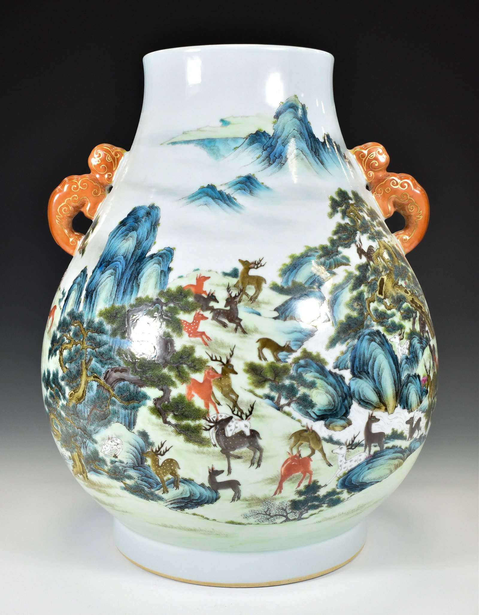 QIANLONG HUNDREED DEER PORCELAIN ZUN VASE (1 of 5)