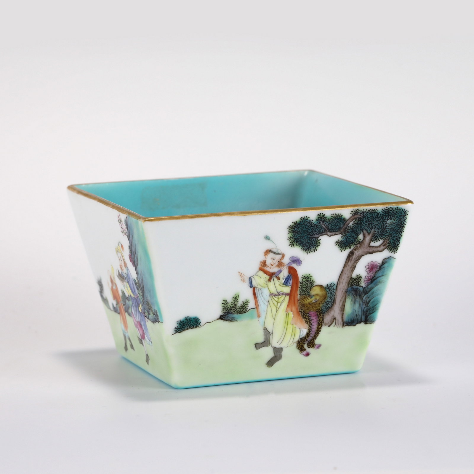 QING JIAQING FAMILLE ROSE WASH POT: Dimensions: Heigth: 8 cm, width: 12.5*12.5 cm Chinese Qing Dynasty Jiaqing Famille Rose Porcelain Wash Pot. Potted into pot shape, having thick and rectangle body, slight deep, close mouth lip and rai