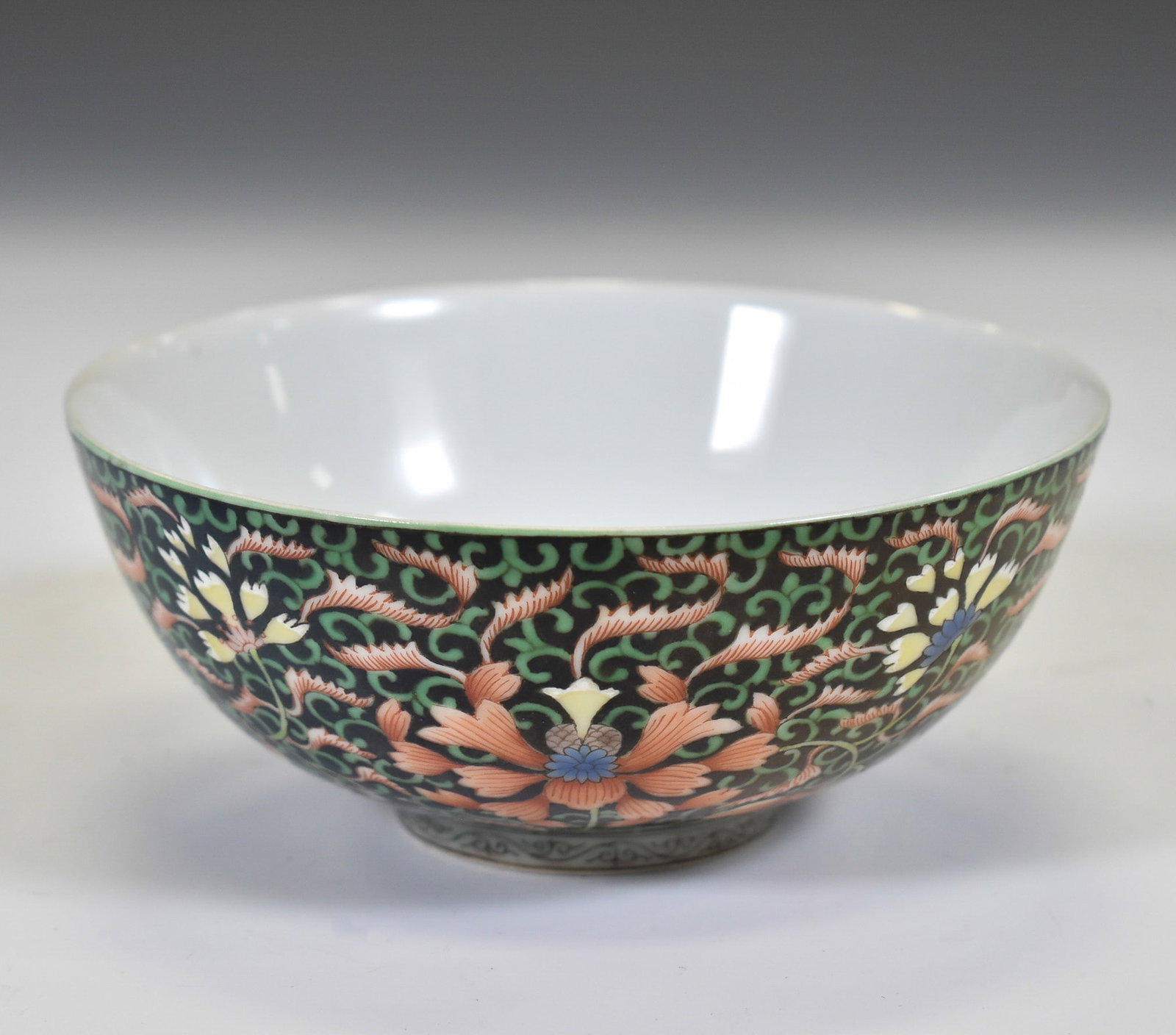 FAMILLE NOIR WRAPPED FLORAL PORCELAIN BOWL (1 of 5)