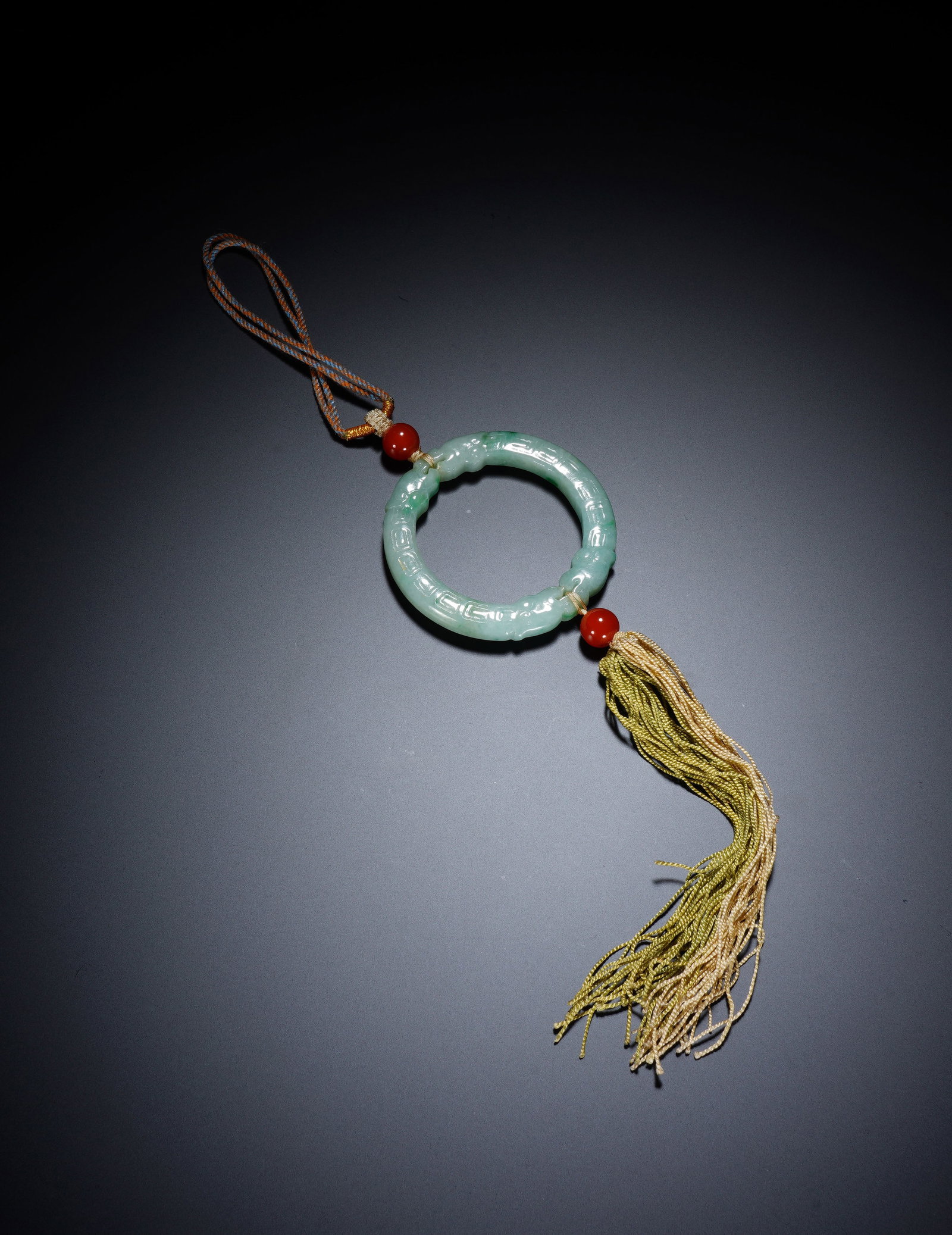 A CHINESE DRAGON PATTERN JADEITE PENDANT - 3
