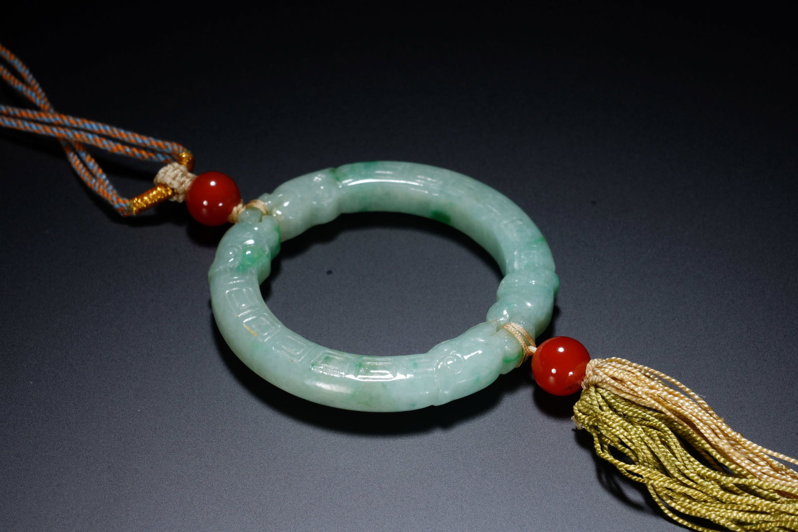 A CHINESE DRAGON PATTERN JADEITE PENDANT - 5