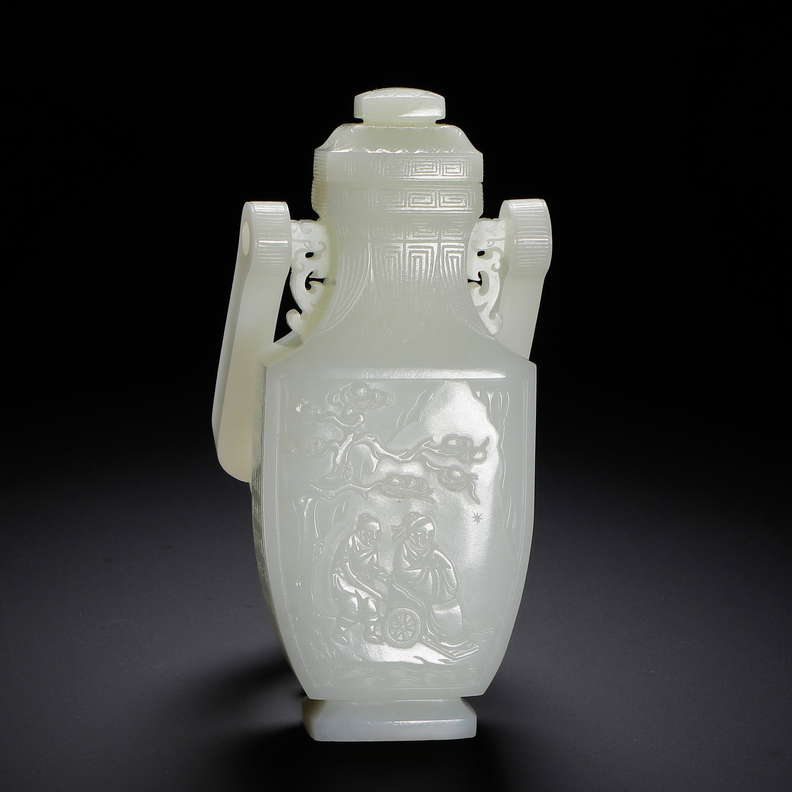 A CHINESE HETIAN JADE VASE (1 of 9)