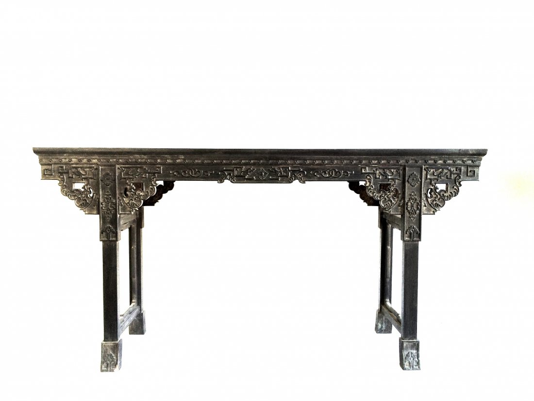 Antique Chinese Carved Zitan Altar Table: China, highly figured Zitan hardwood, raised with straight legs, with padded foot. Streched with straight bars. Very dense Zitan hardwood throughout, with a fine feathery grains dan smooth lustrous pa