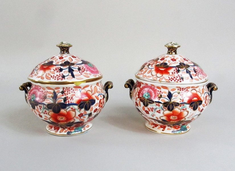 2 Pieces English Imari Ironstone: 3 Pieces English Imari Ironstone