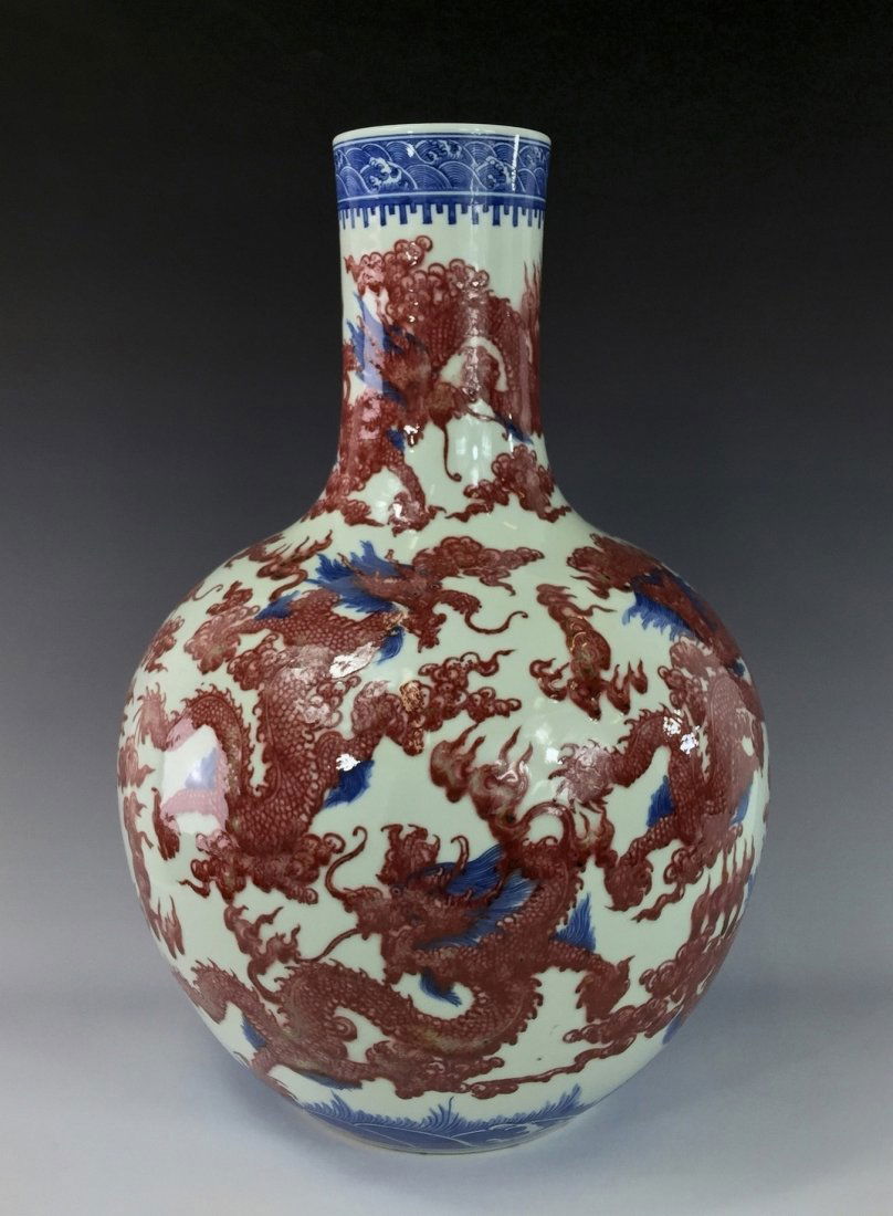 LARGE RED DRAGONS CELESTIAL VASE (1 of 10)