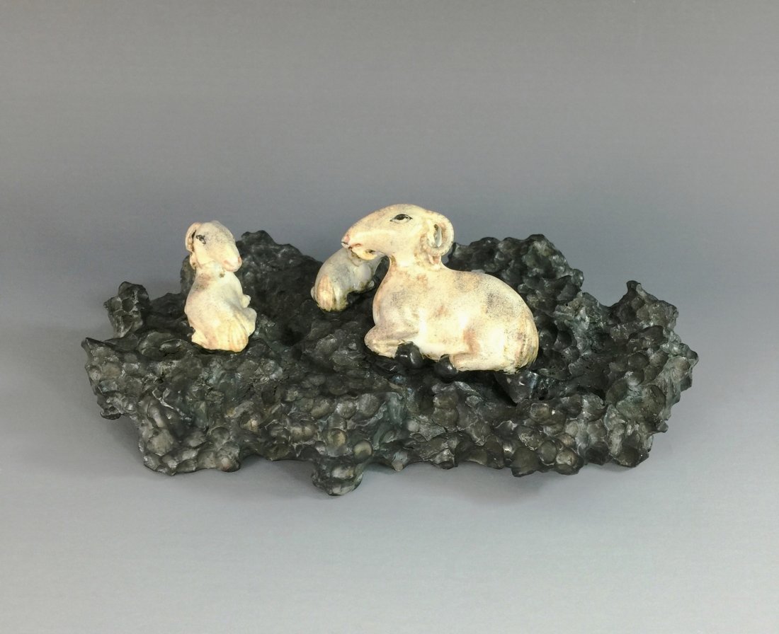 RARE CHINESE PORCELAIN PAPER WEIGHT OF THREE SHEEP (1 of 6)