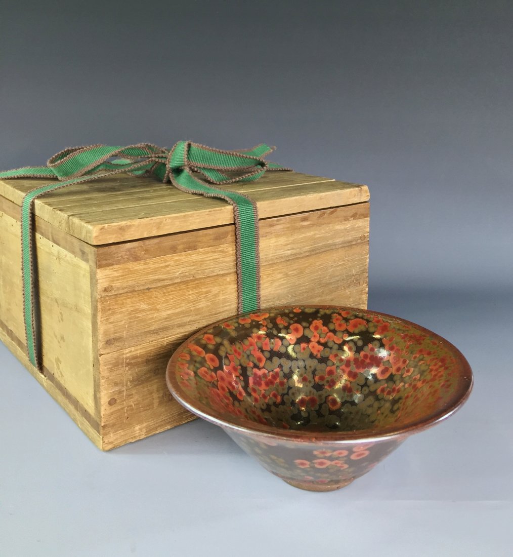 IMPORTANT AND RARE  JIAN WARE 'OIL SPOTS' TEA BOWL (1 of 10)