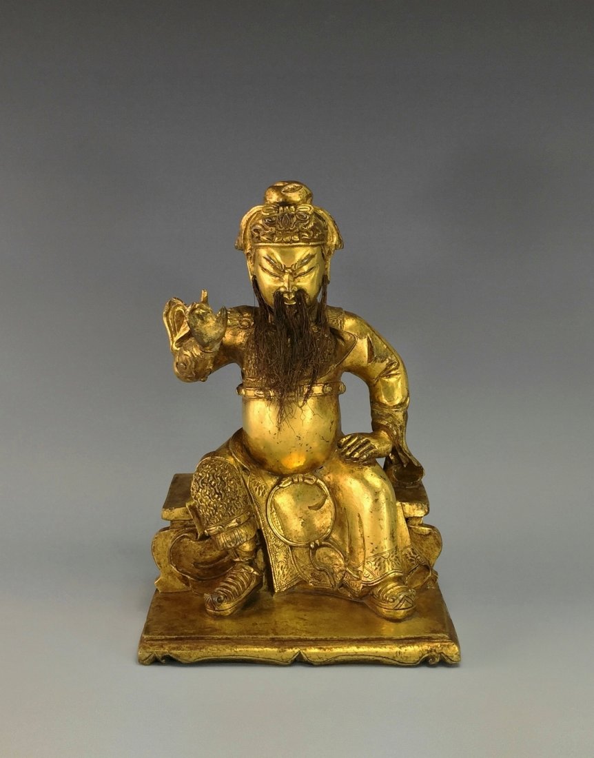 IMPORTANT QING GILT BRONZE BUDDHA OF GUANYU FIGURE (1 of 9)