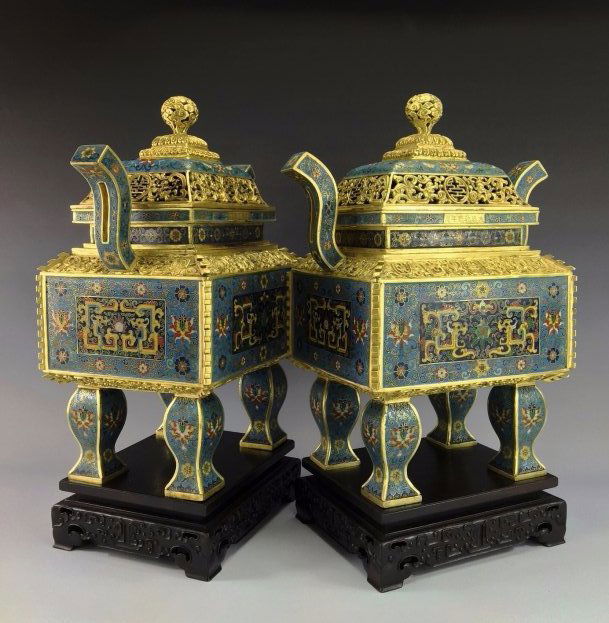 MAGNIFICENT PAIR OF CLOISONNE GILT BRONZE CENSERS (1 of 10)