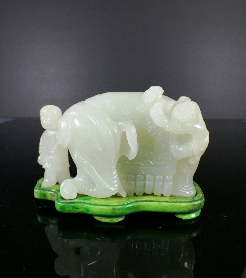 FINE CARVED WHITE JADE OF ELEPHANT AND MEN (1 of 8)