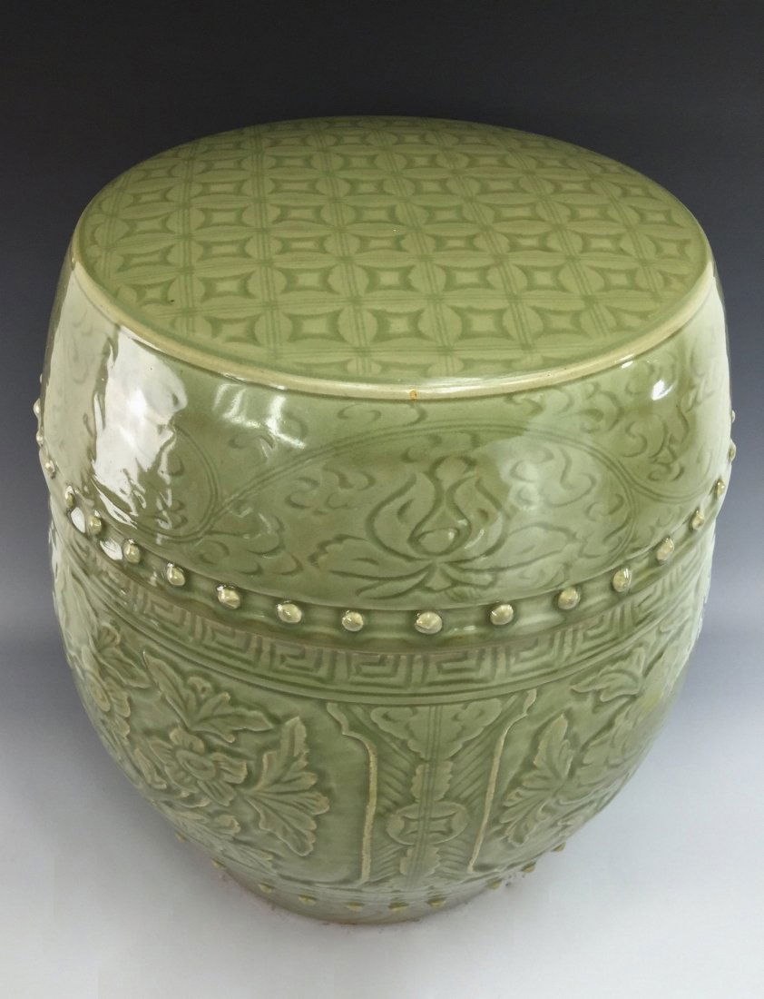 FINE MING LONGQUAN CELADON GARDEN STOOL (1 of 8)