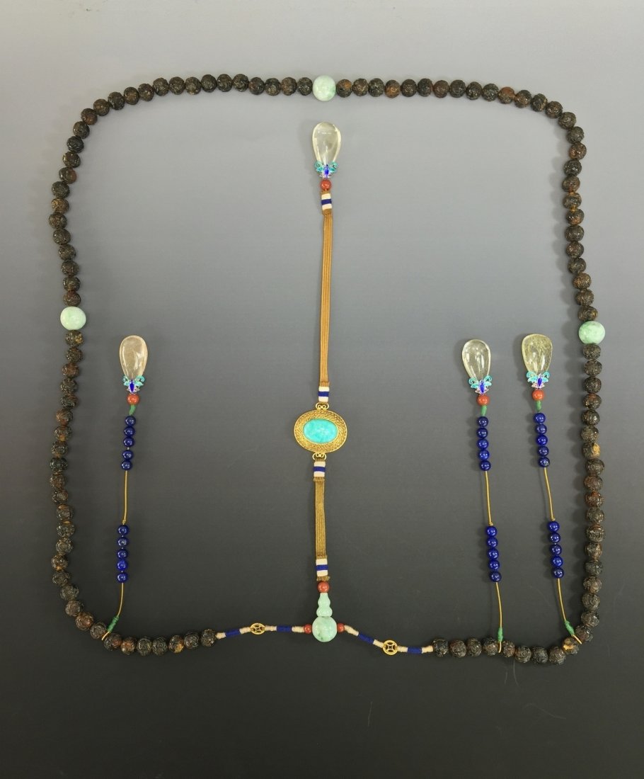 CARVED AMBER IMPERIAL COURT CHAOZHU NECKLACE (1 of 5)