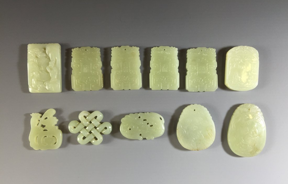 SET OF 11 PCS JADE PENDANT AND PLAQUE (1 of 9)