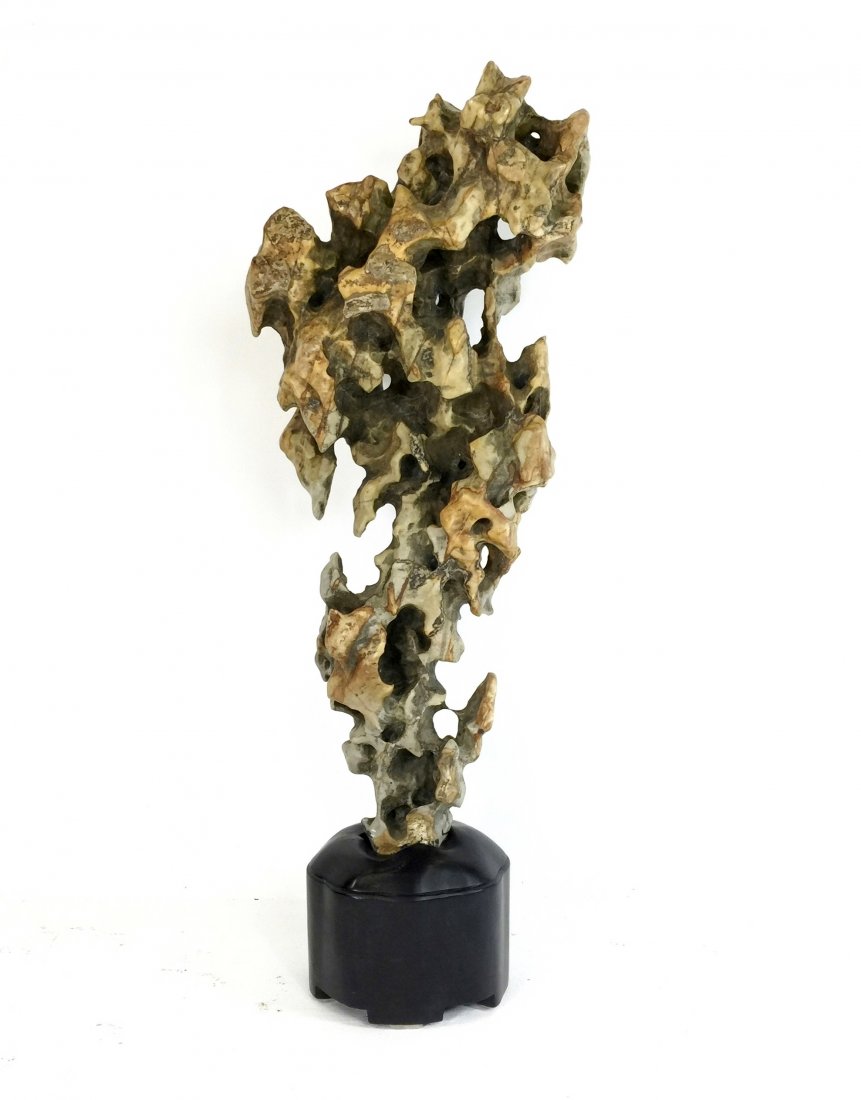 MASSIVE FINE CARVED THAIHU STONE ROCKWORK (1 of 10)