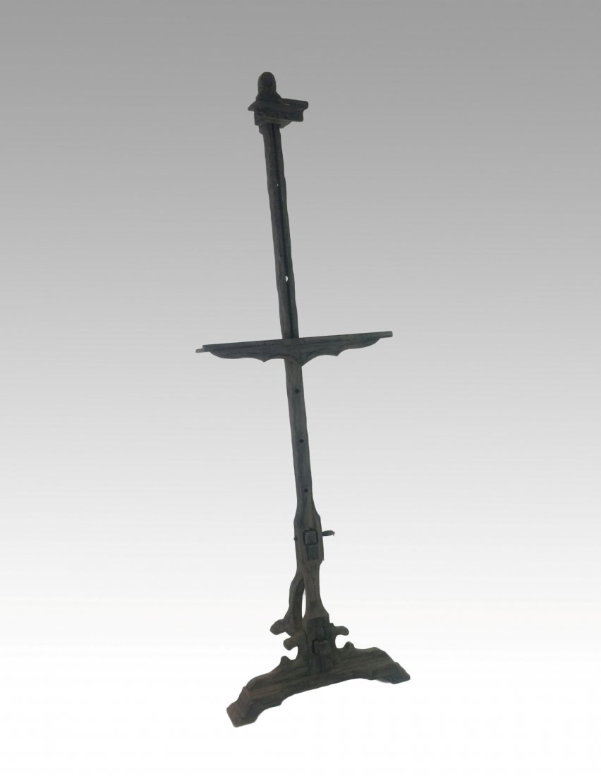 UNIQUE RUSTIC CARVED WOODEN EASEL (1 of 10)