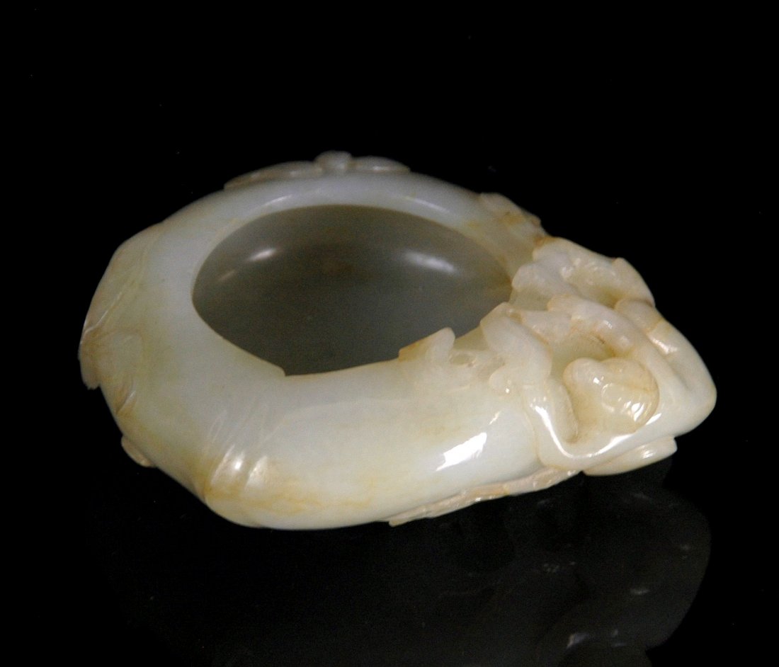CARVED WHITE JADE BRUSH WASHER OF MONKEY & PEACH (1 of 7)