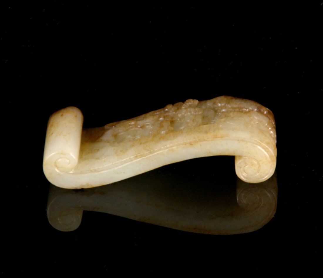 CARVED JADE BRUSH REST OF SCHOLAR IN A LANDSCAPE (1 of 7)