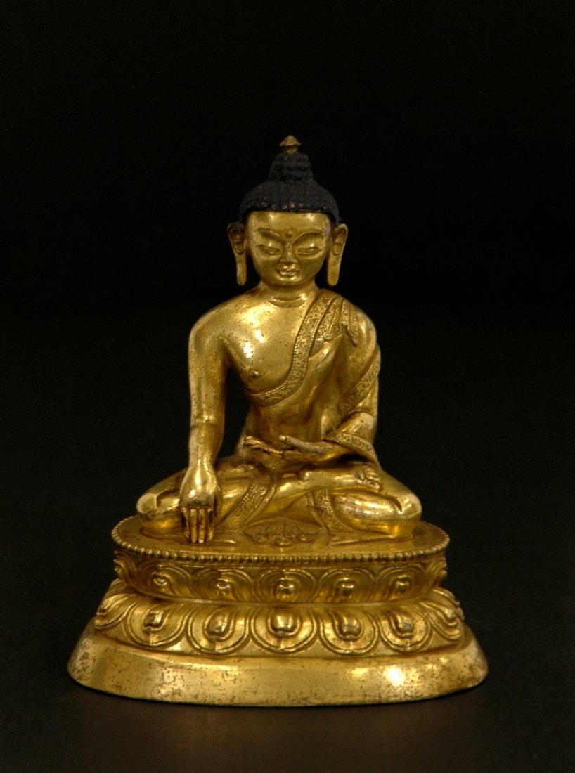 FINE QING GILT BRONZE BUDDHA OF AVALOKITESHVARA (1 of 6)