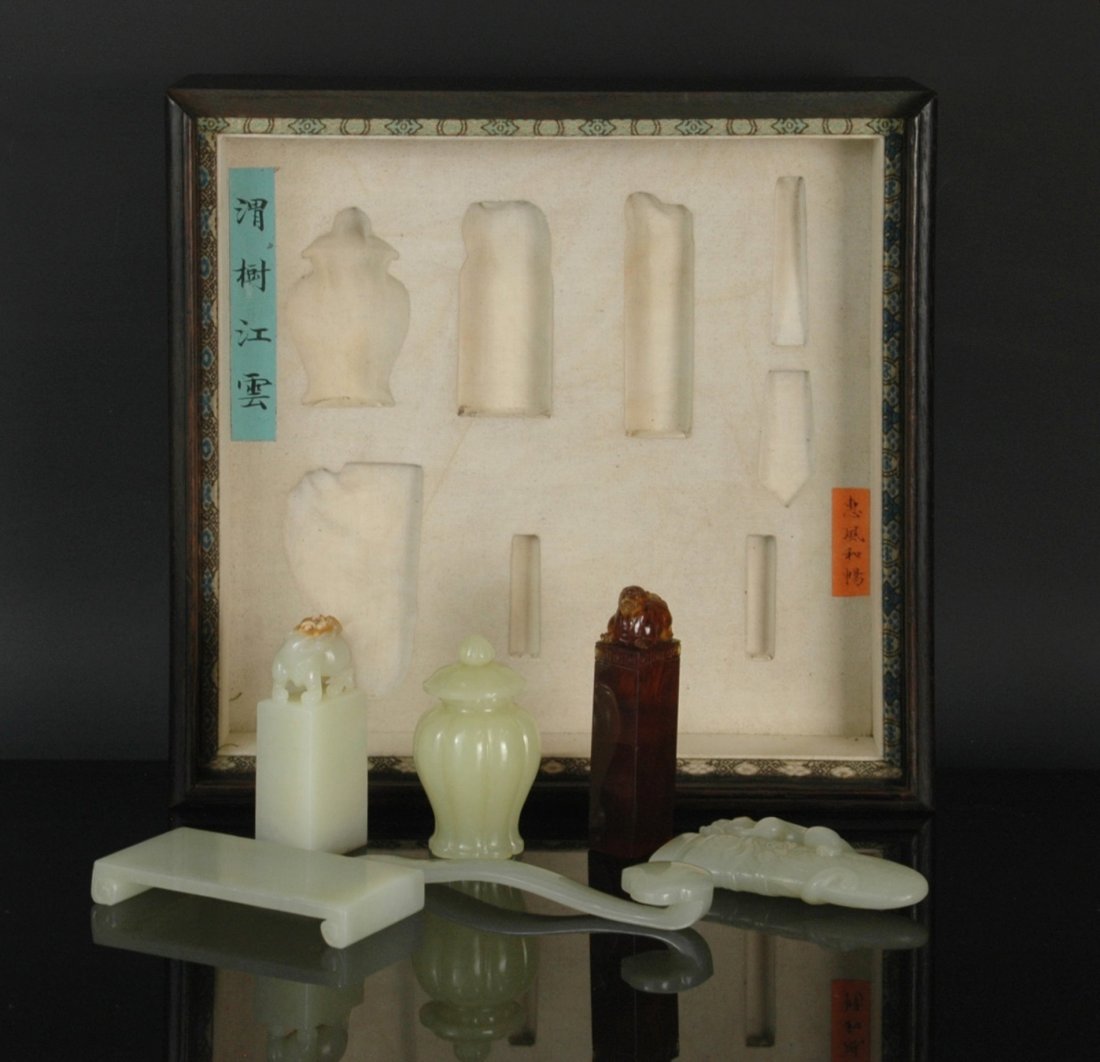 SET 6 PCS CARVED JADE & AMBER ATTRIBUTES IN ZITAN BOX (1 of 9)