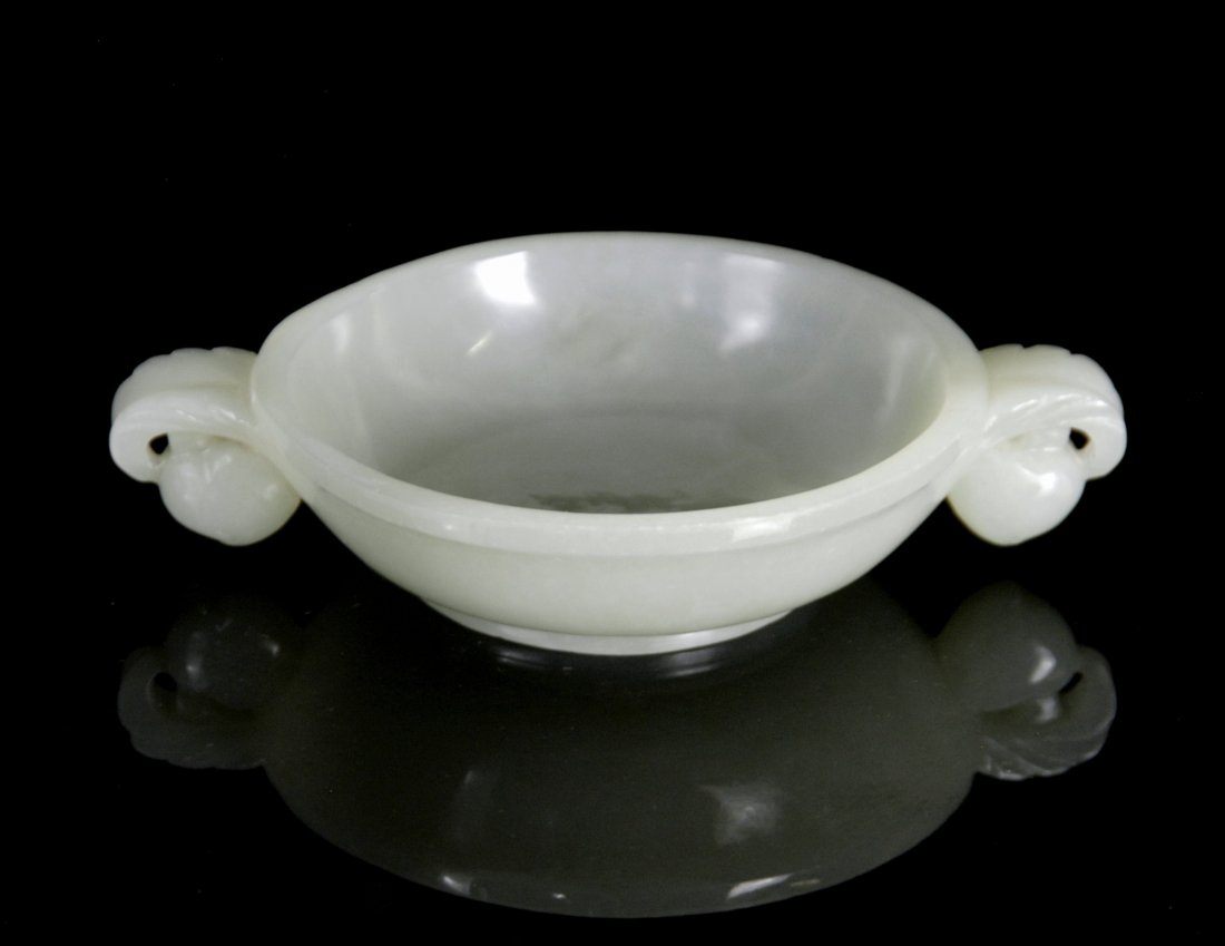 FINE CARVED WHITE JADE BRUSH WASHER (1 of 7)