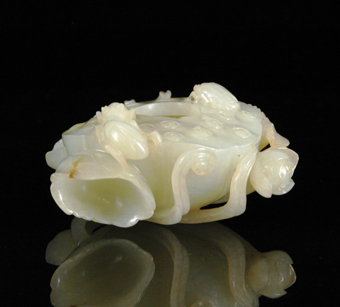 JADE BRUSH WASHER OF CICADA ON LOTUS (1 of 8)