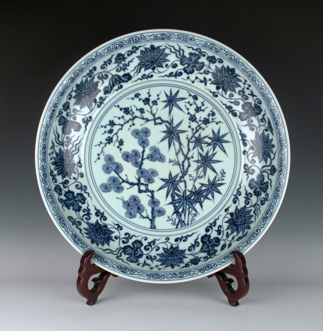 MING BLUE AND WHITE SEASONAL BLOOMS CHARGER (1 of 10)