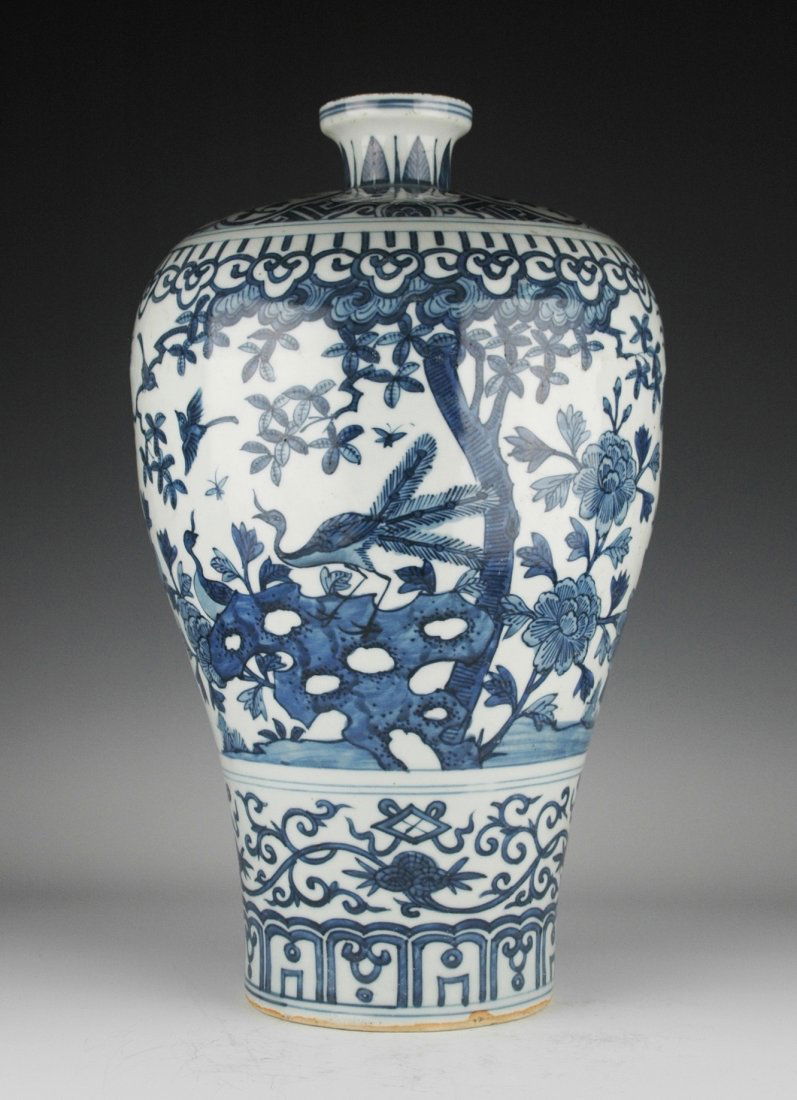 A MING BLUE AND WHITE MEIPING VASE (1 of 10)