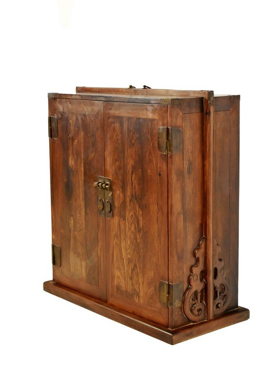 A LARGE CRAFTED HUANGHUALI DOUBLE DOOR  DOWRY WEDDING (1 of 10)