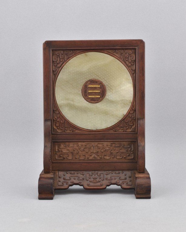 CHINESE CARVED WHITE JADE AND HARDWOOD TABLE SCREEN (1 of 10)