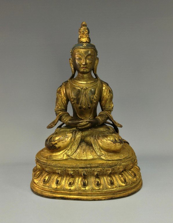 18TH C, QING DYNASTY GILT BRONZE FIGURE OF BUDDHA (1 of 9)