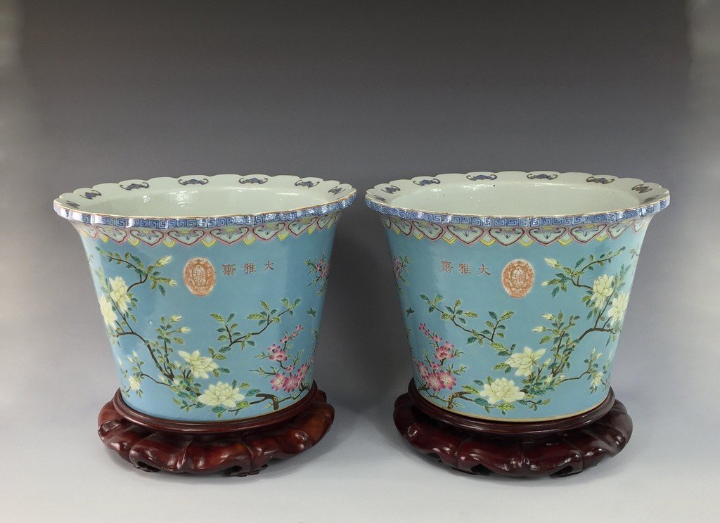 FINE PAIR OF 19TH C DAYAZHAI PORCELAIN PLANT POTS (1 of 10)