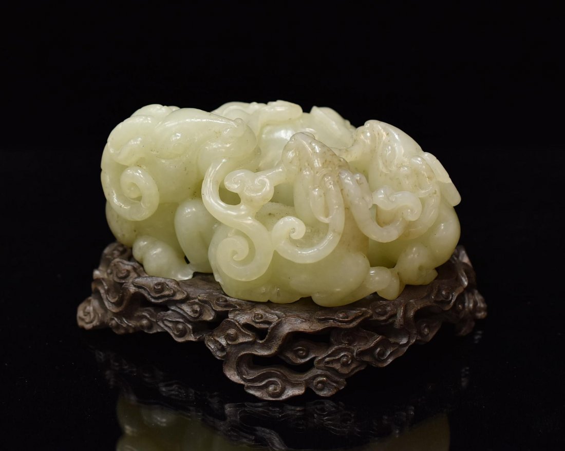 FINE CARVED WHITE JADE OF THREE SHEEP (1 of 9)