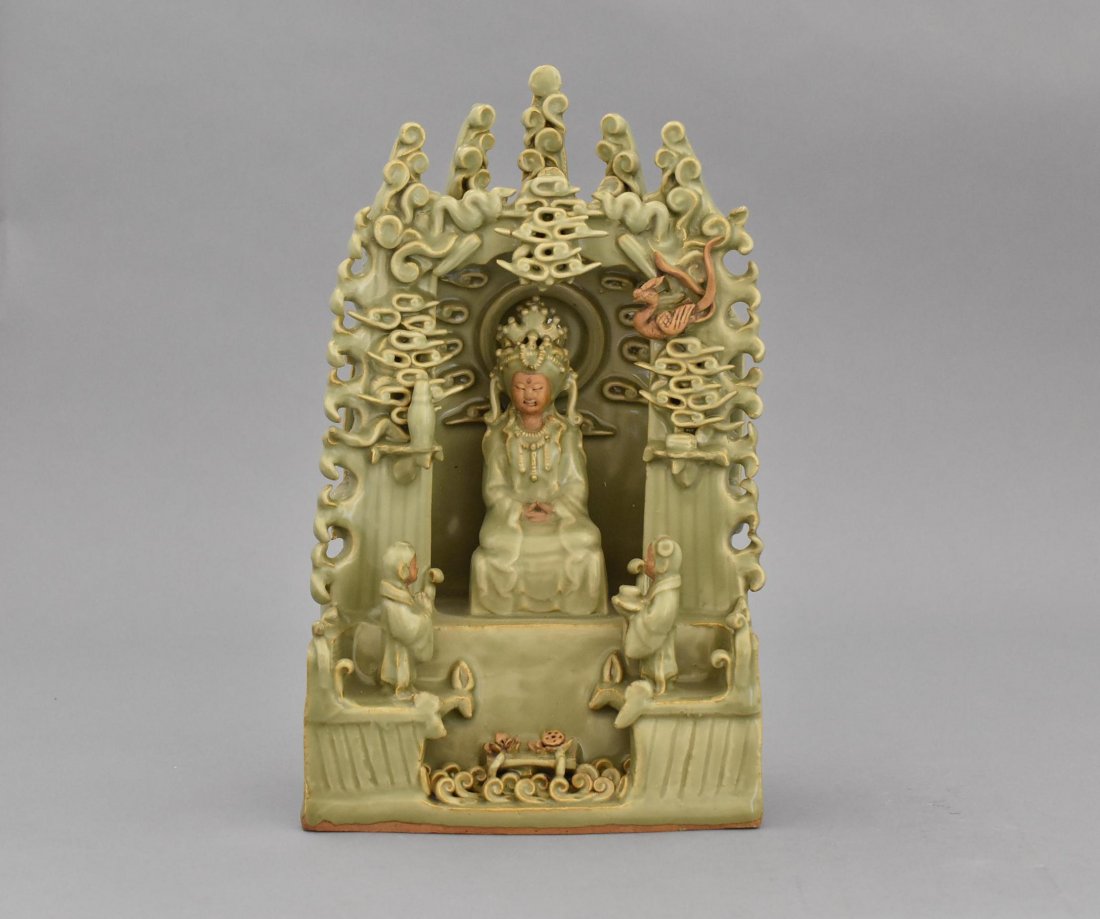 RARE LONGQUAN CELADON GUANYIN FIGURE W/ AUREOLE (1 of 10)