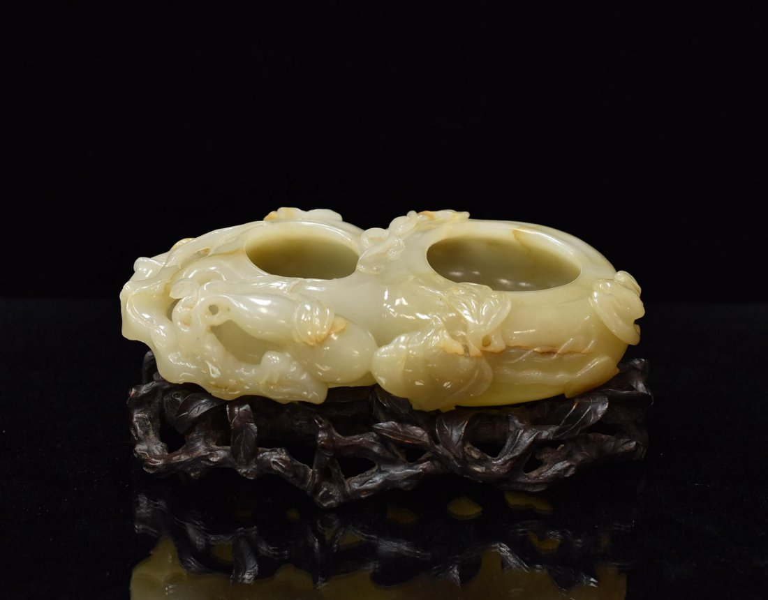 CARVED DOUBLE GOURD BRUSH WASHER JADE ON STAND (1 of 10)