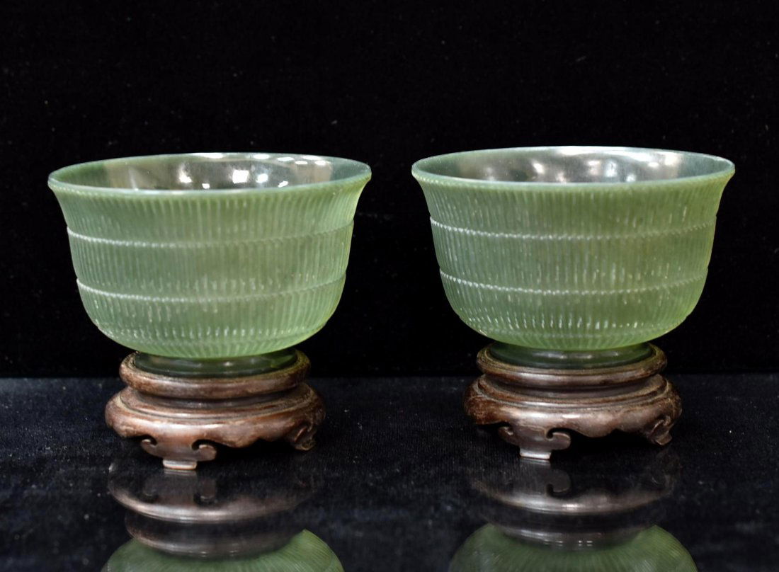 PAIR OF CARVED SPINACH-GREEN JADE BOWLS (1 of 8)