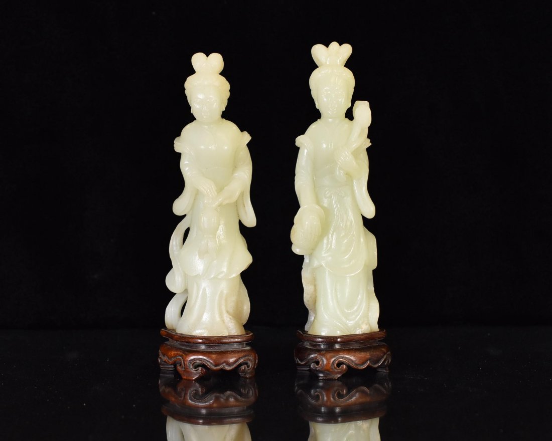 PAIR OF CARVED JADE FEMALE FIGURES ON STAND (1 of 10)