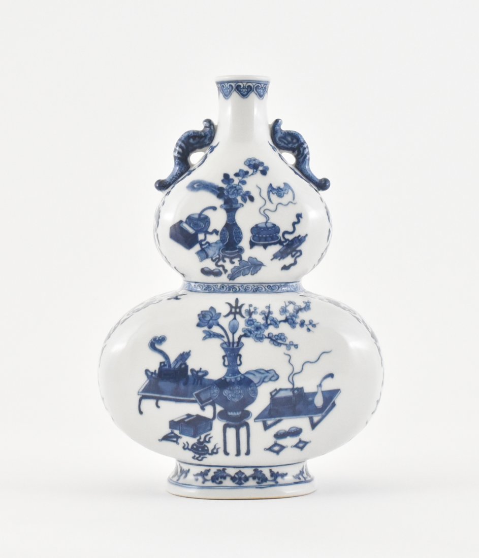 FINE COBALT BLUE DOUBLE GOURD MOON FLASK (1 of 10)